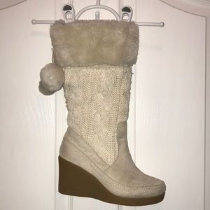 🥾 White Wedge Heel Boots WB18
